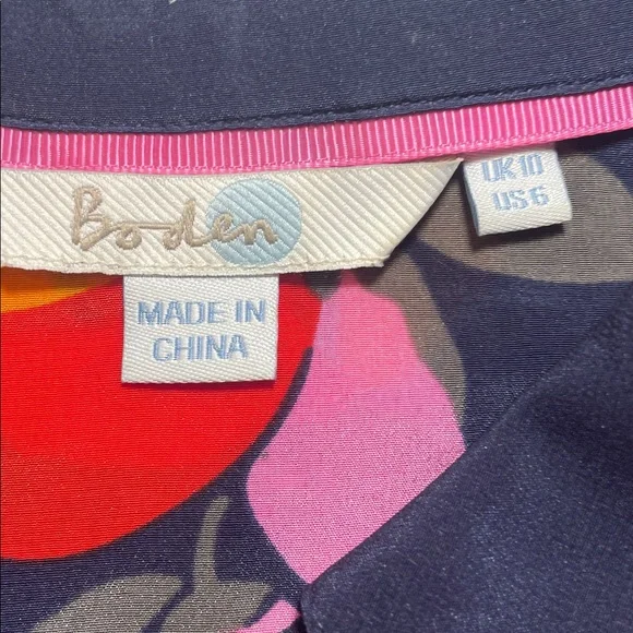 Boden 100% silk button down US 6 navy with bright stripes and floral detail - Picture 2 of 5